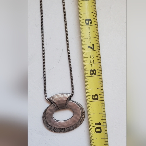 Vintage Art Deco Hammered Pewter Pendant Statement Necklace Boho - Picture 3 of 6